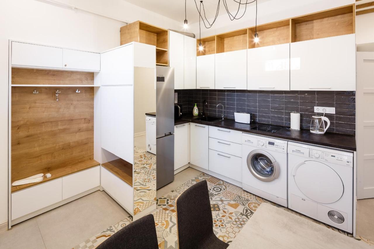 Palace View Apartments - 24 Kopernyka Str. Львов Экстерьер фото